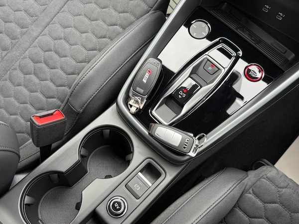 Used Audi RS3 2025 for sale - 76312218: Photo 10