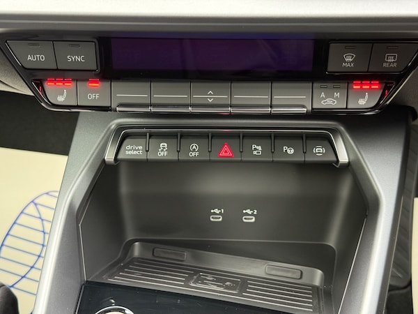 Used Audi RS3 2025 for sale - 76312218: Photo 71