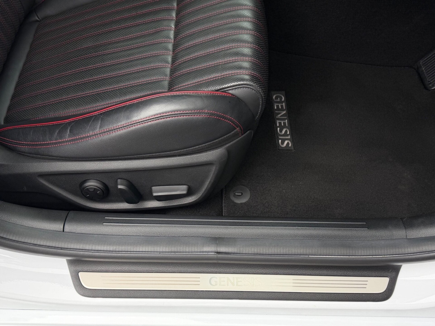 Used Genesis G70 2022 for sale - 77546290: Photo 41