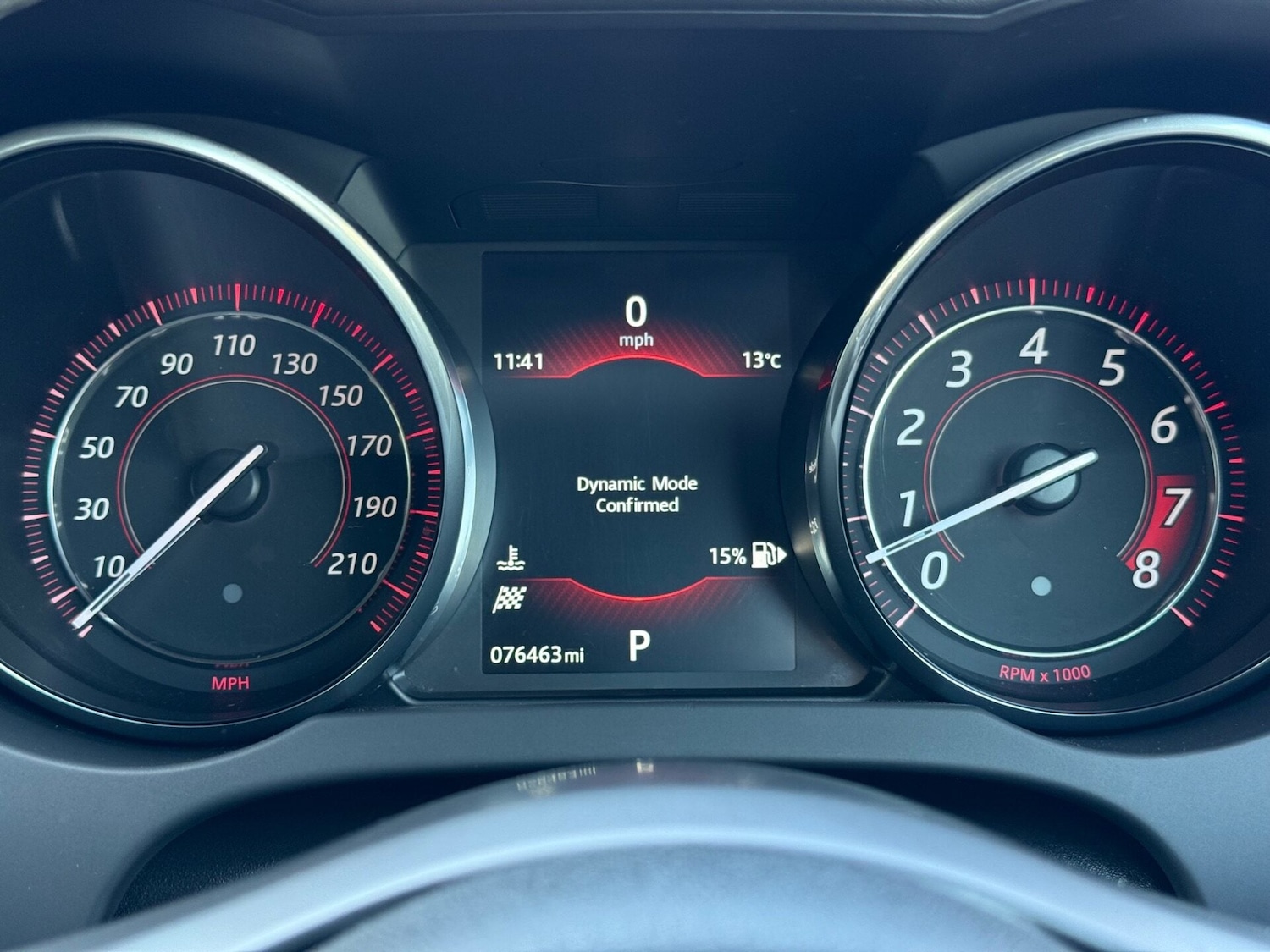 Used Jaguar F-Type 2015 for sale - 77952130: Photo 40