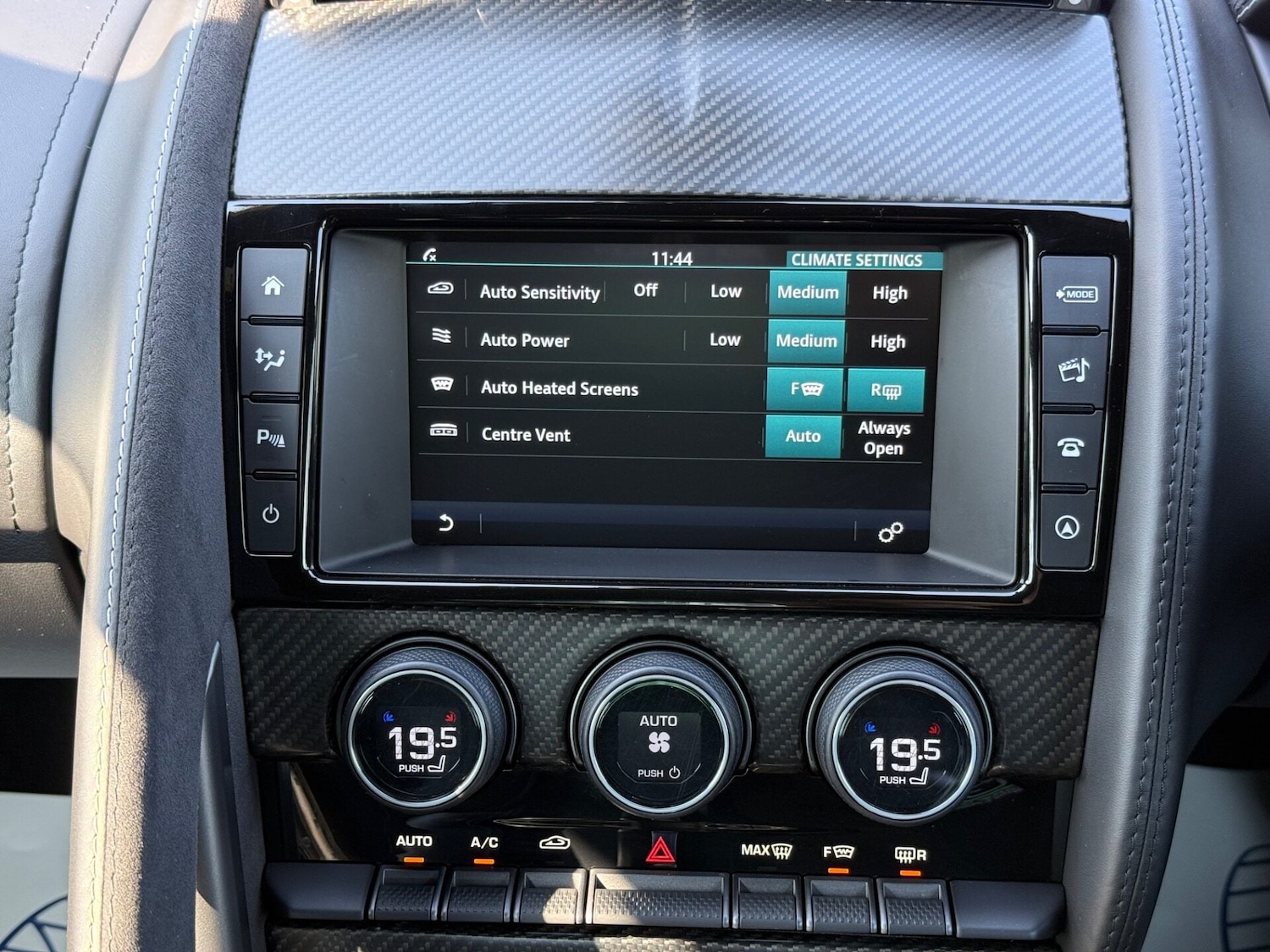 Used Jaguar F-Type 2015 for sale - 77952130: Photo 43