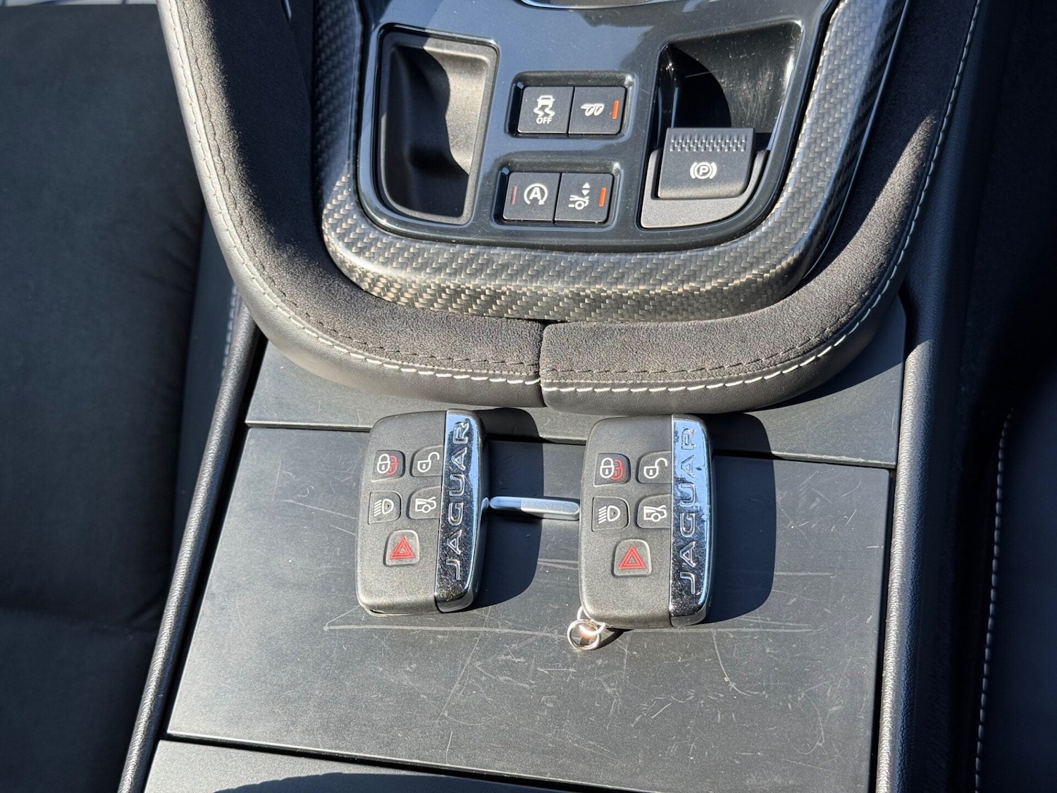 Used Jaguar F-Type 2015 for sale - 77952130: Photo 47