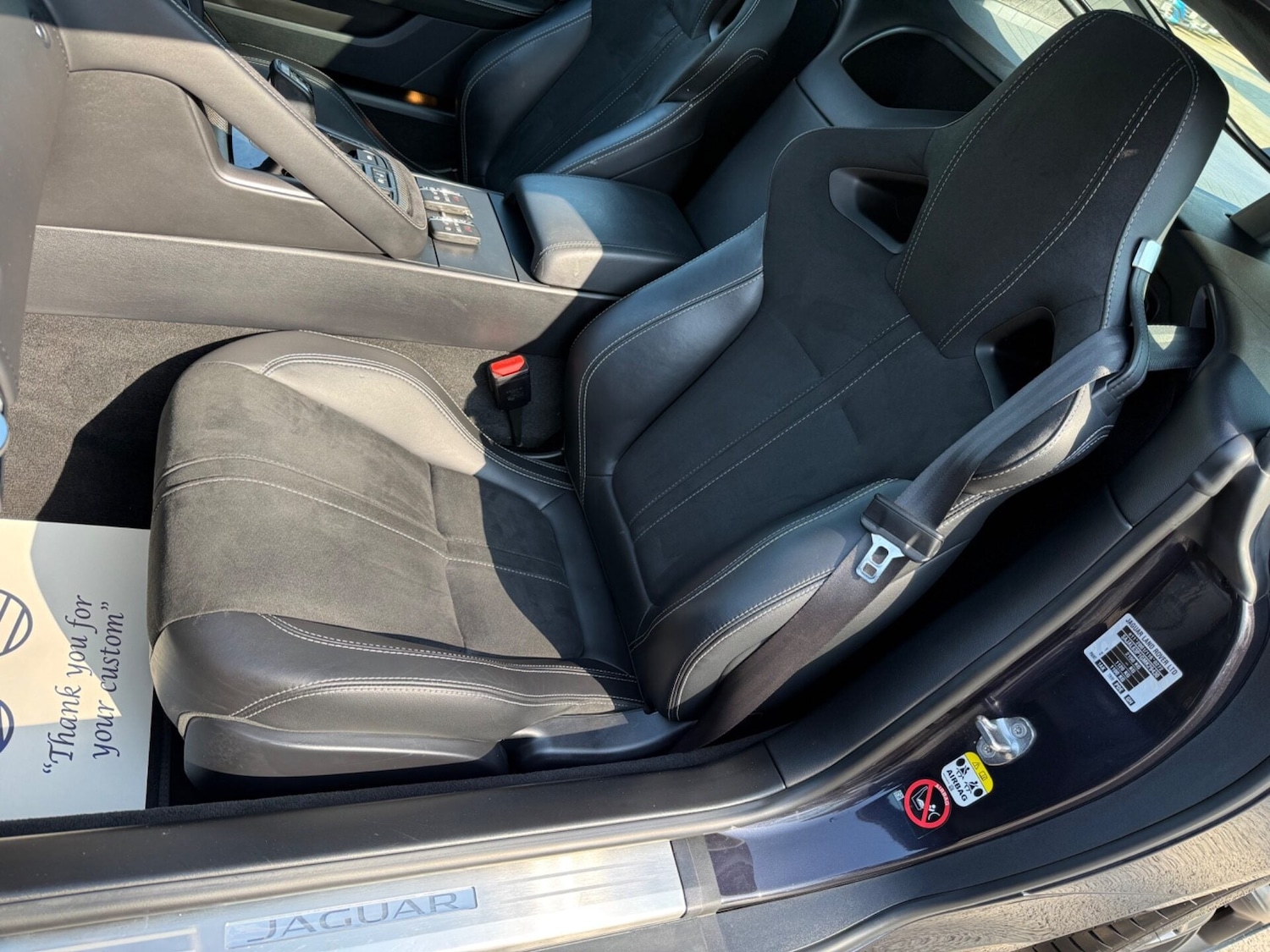 Used Jaguar F-Type 2015 for sale - 77952130: Photo 5