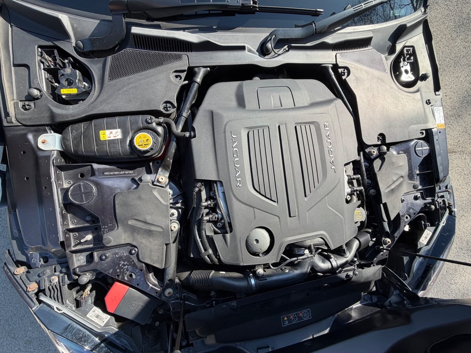 Used Jaguar F-Type 2015 for sale - 77952130: Photo 60