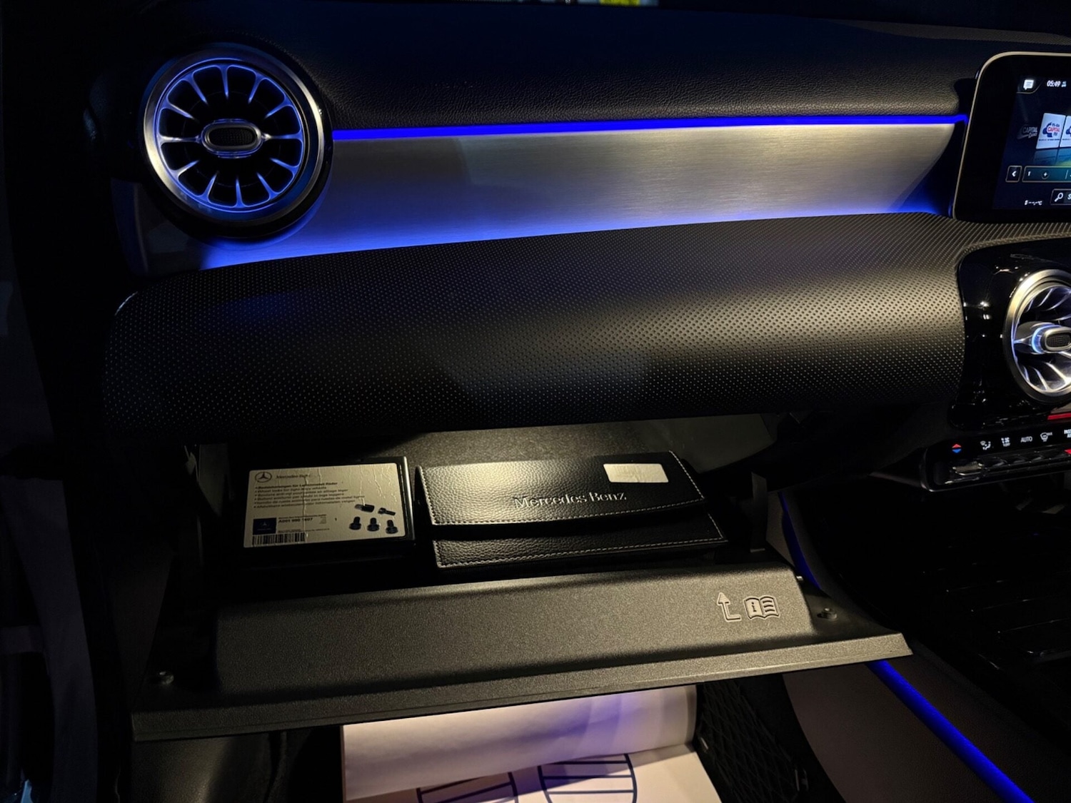 Used Mercedes-Benz A-Class 2018 for sale - 77602115: Photo 53