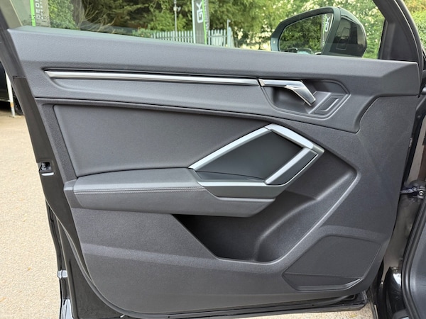 Used Audi Q3 2019 for sale - 75481675: Photo 25