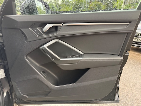 Used Audi Q3 2019 for sale - 75481675: Photo 34