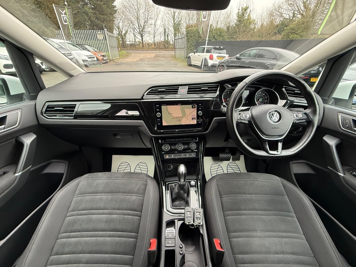 Used Volkswagen Touran 2017 for sale - 77391785: Photo 13