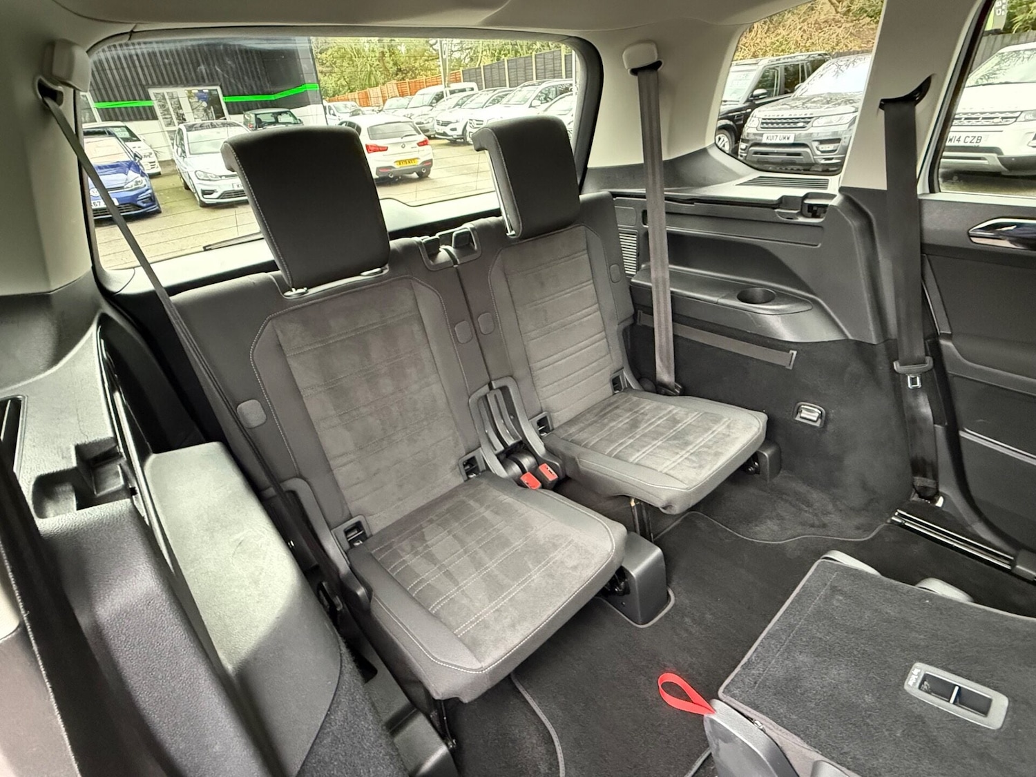 Used Volkswagen Touran 2017 for sale - 77391785: Photo 17