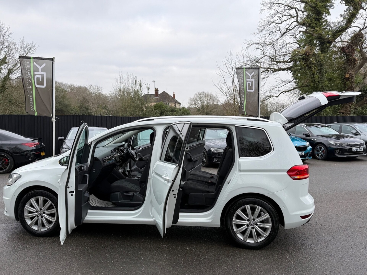 Used Volkswagen Touran 2017 for sale - 77391785: Photo 20