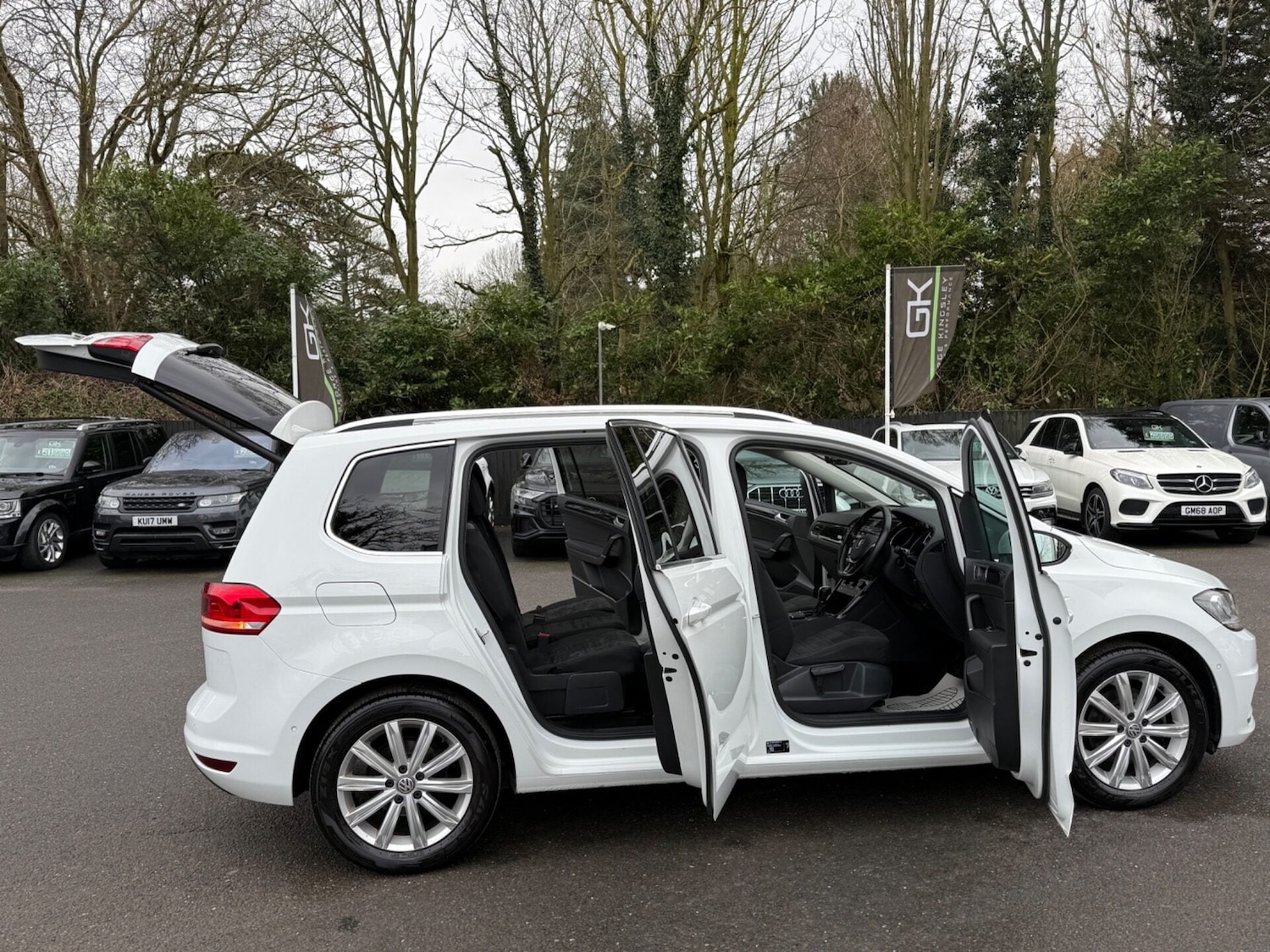 Used Volkswagen Touran 2017 for sale - 77391785: Photo 21