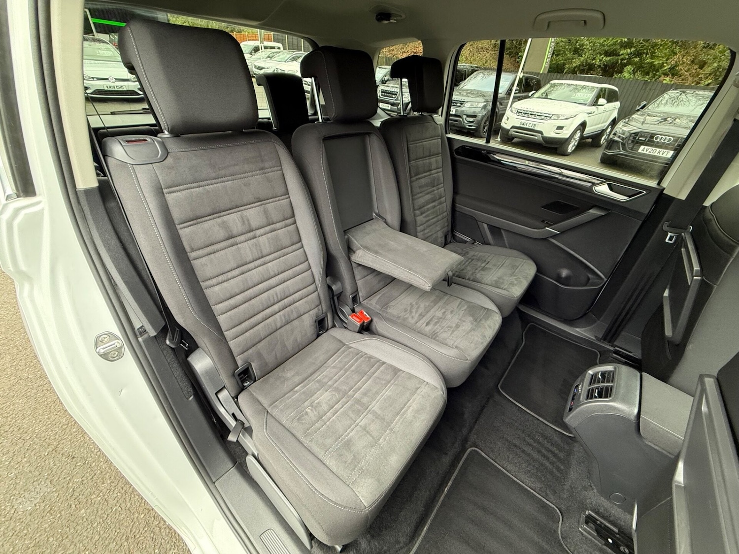 Used Volkswagen Touran 2017 for sale - 77391785: Photo 30