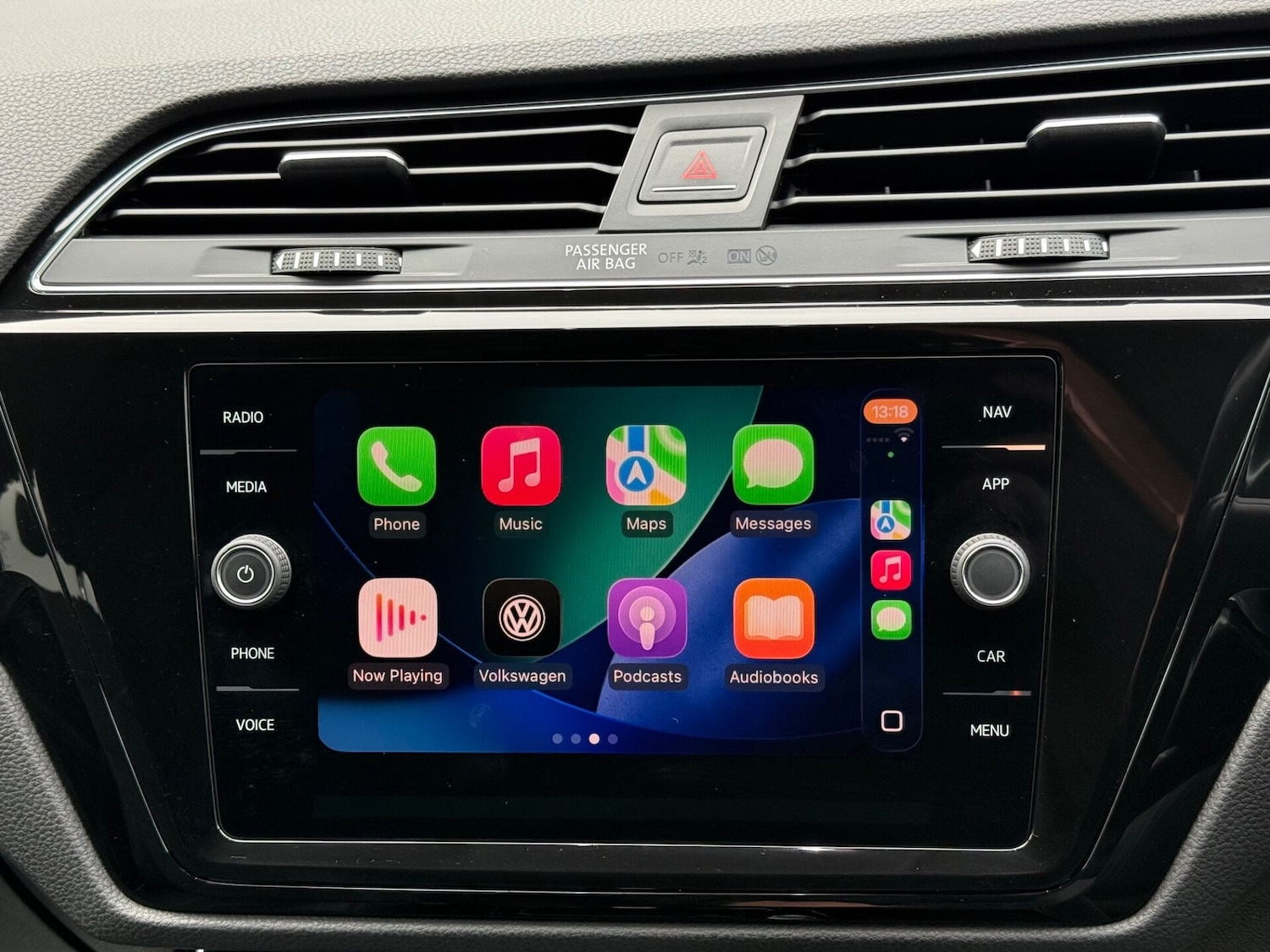 Used Volkswagen Touran 2017 for sale - 77391785: Photo 4