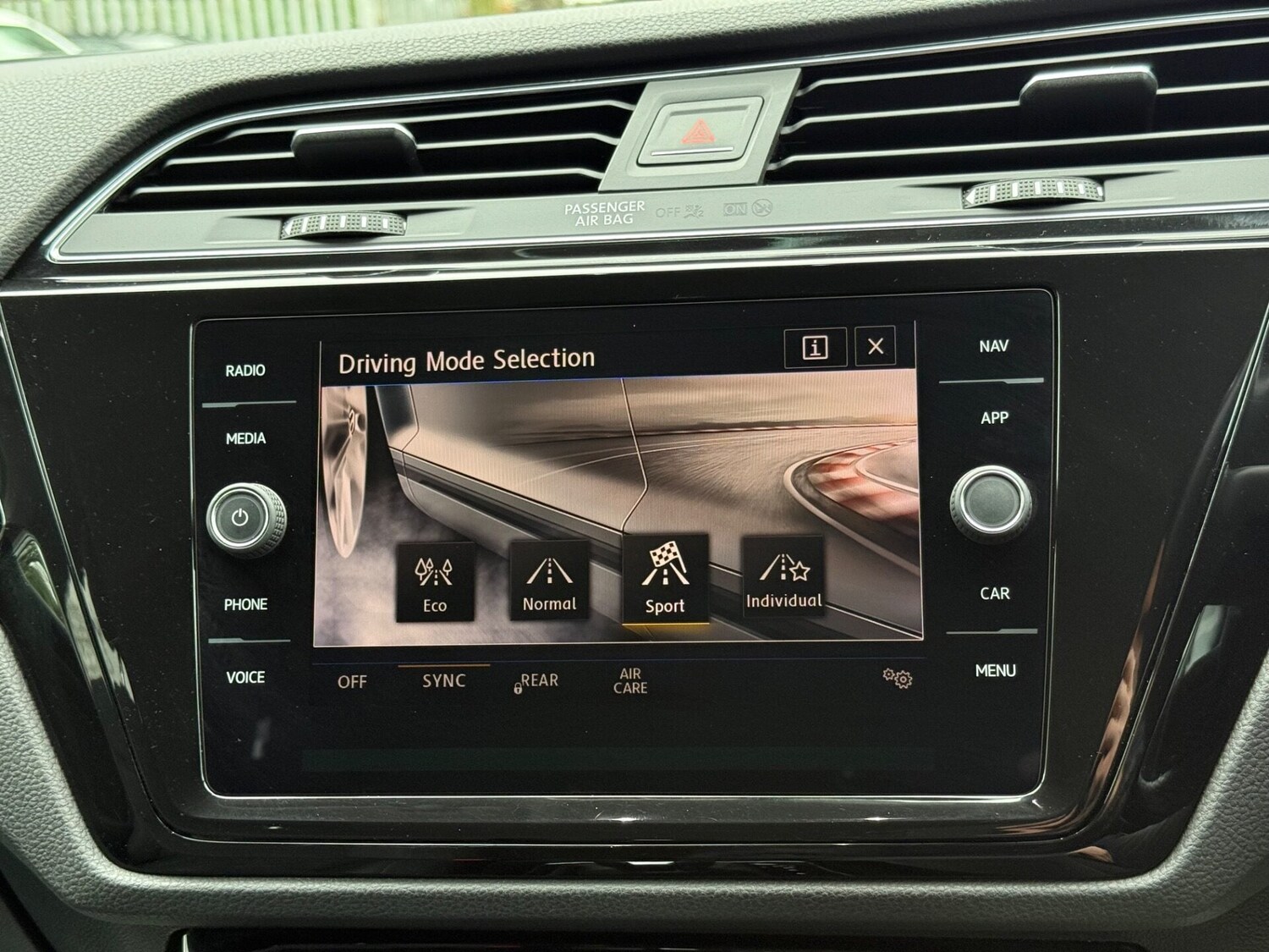 Used Volkswagen Touran 2017 for sale - 77391785: Photo 40