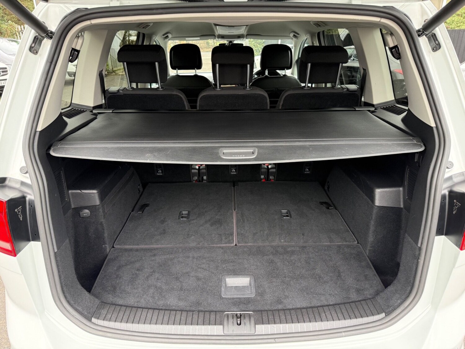 Used Volkswagen Touran 2017 for sale - 77391785: Photo 54