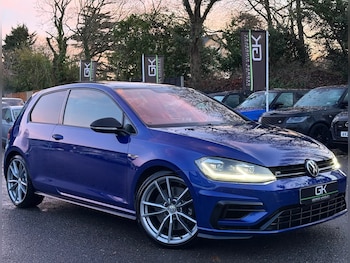 Used Volkswagen Golf 2017 for sale - 76946879: Photo