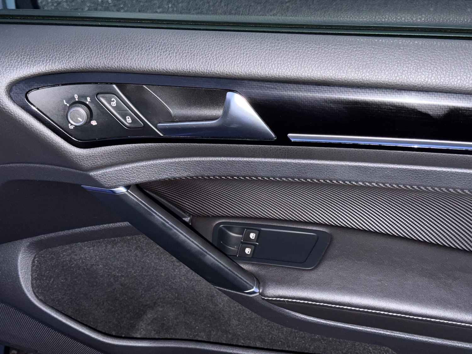 Used Volkswagen Golf 2017 for sale - 76946879: Photo 36