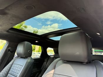 Used Land Rover Range Rover Evoque 2022 for sale - 79771982: Photo