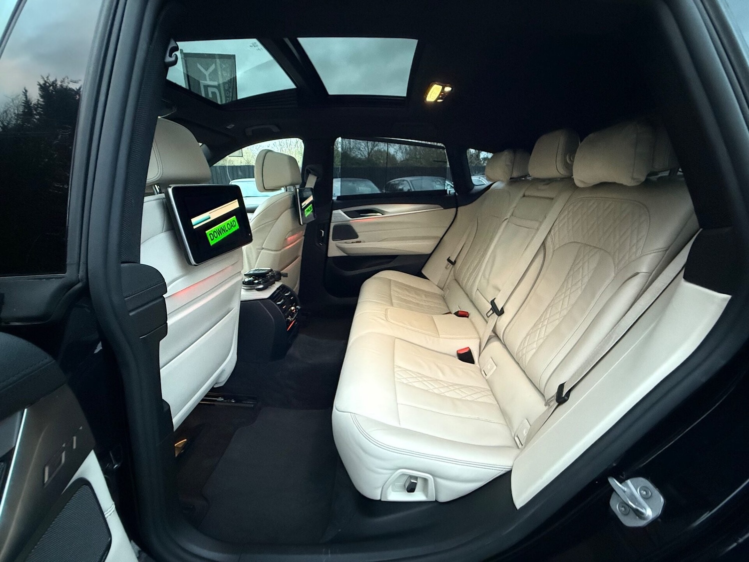 Used BMW 6 Series 2018 for sale - 76748065: Photo 31