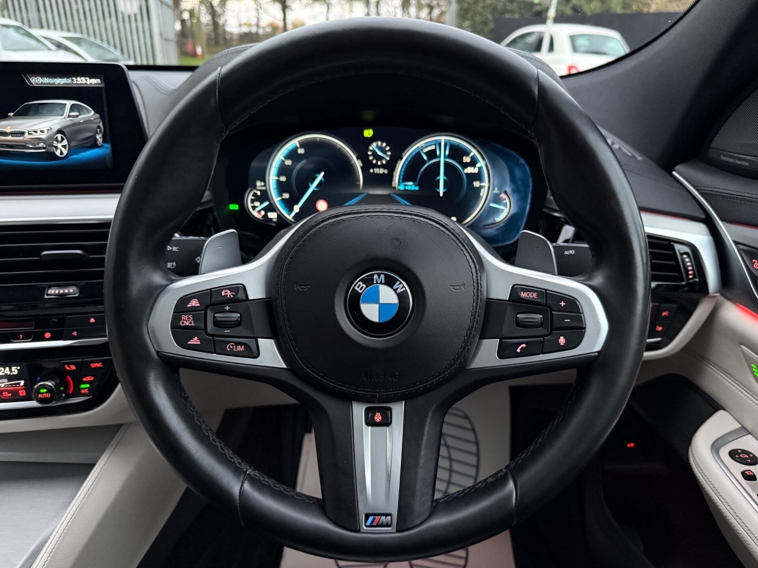 Used BMW 6 Series 2018 for sale - 76748065: Photo 9