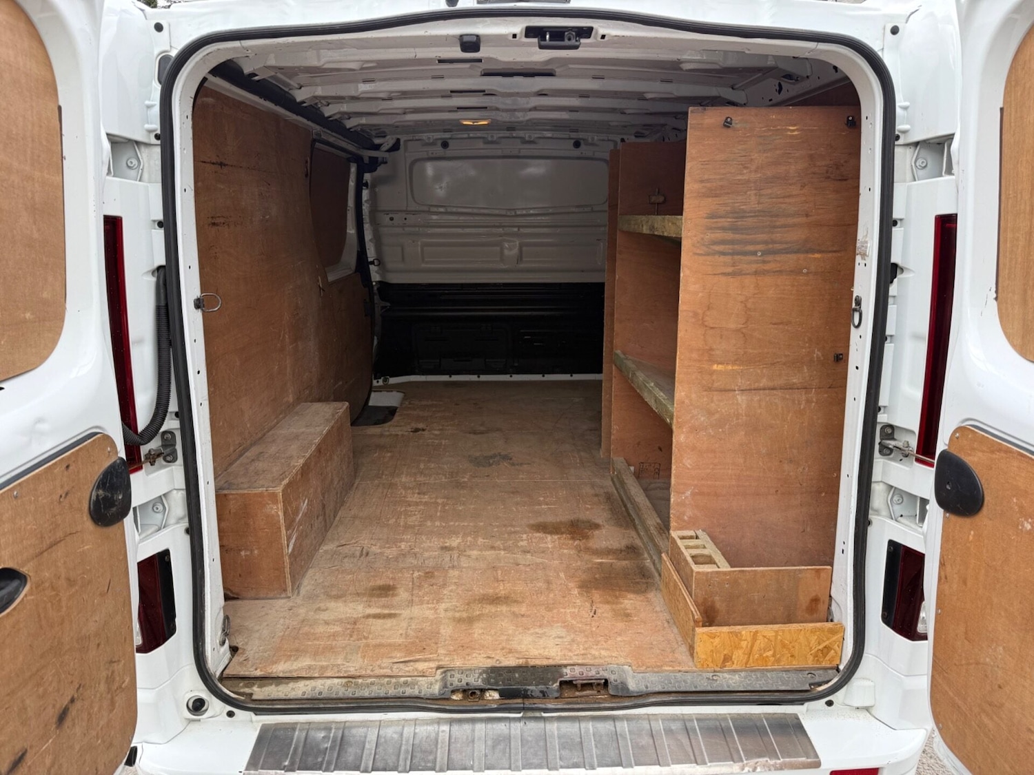 Used Vauxhall Vivaro 2015 for sale - 77963694: Photo 4