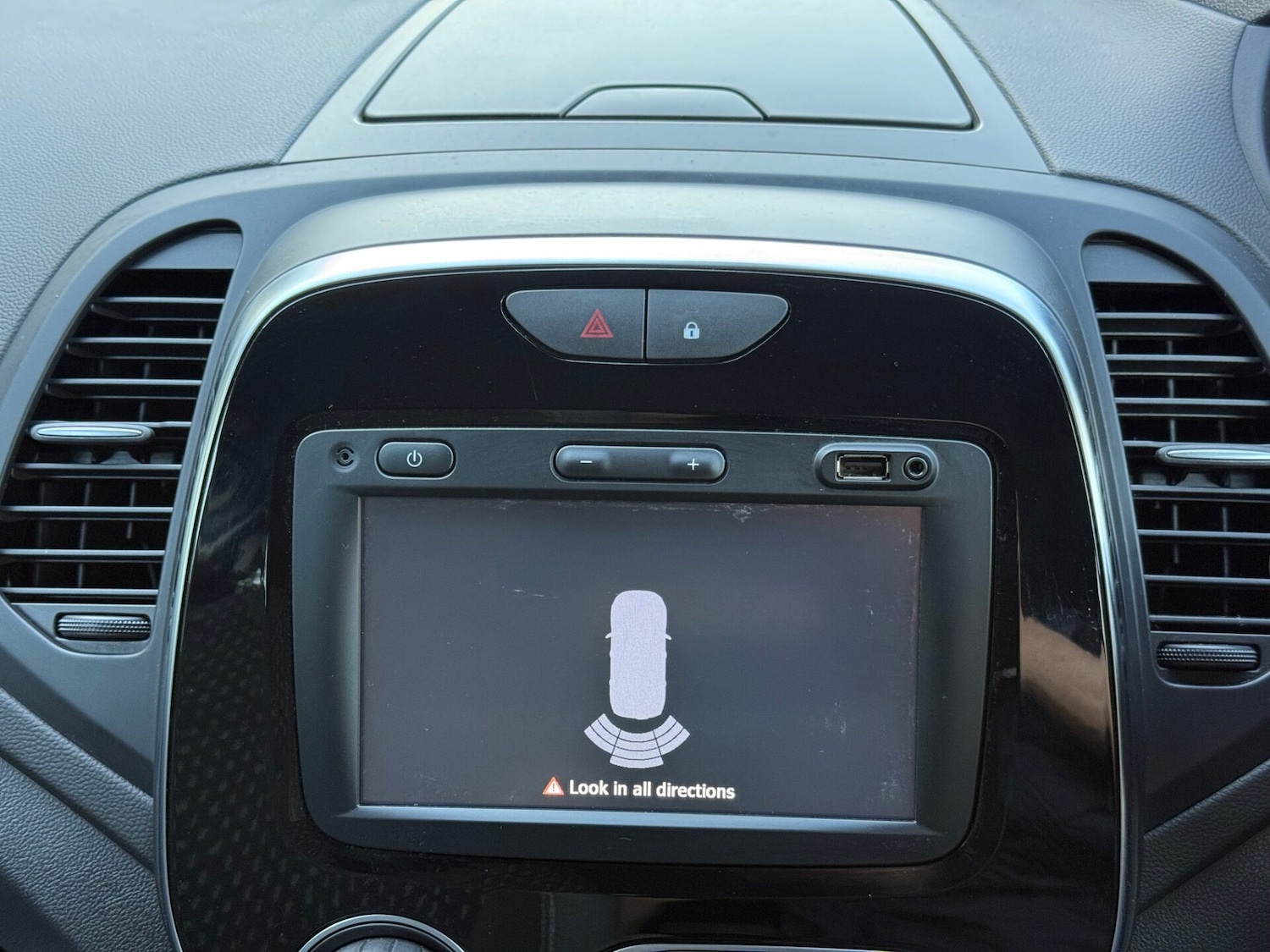 Used Renault Captur 2017 for sale - 76126596: Photo 34