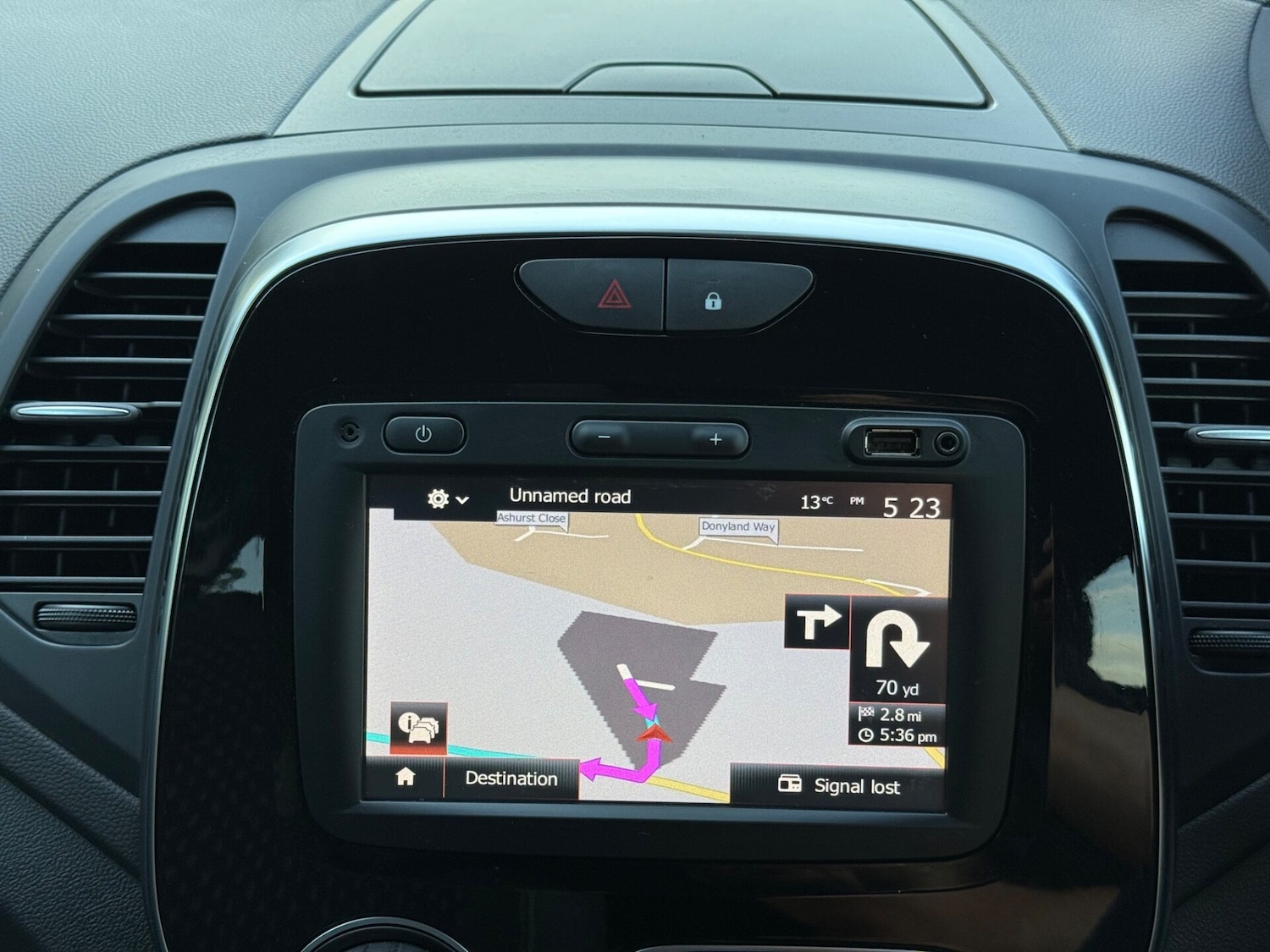 Used Renault Captur 2017 for sale - 76126596: Photo 9