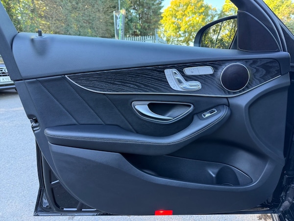 Used Mercedes-Benz C-Class 2018 for sale - 76192866: Photo 25