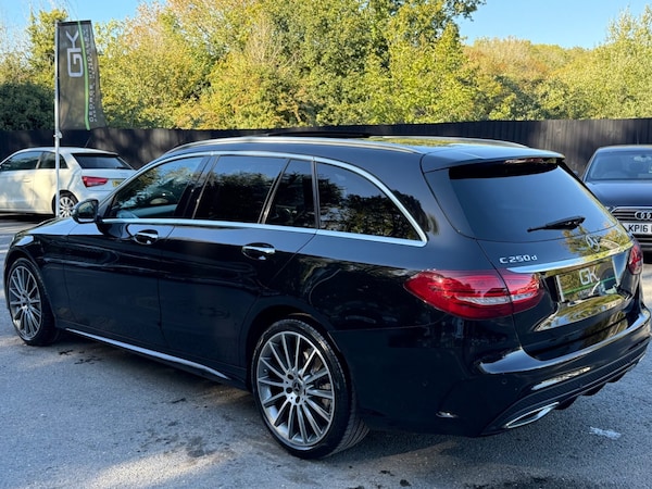 Used Mercedes-Benz C-Class 2018 for sale - 76192866: Photo 2