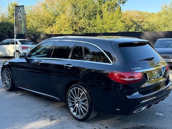 Used Mercedes-Benz C-Class 2018 for sale - 76192866: Photo 2