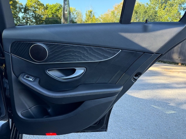 Used Mercedes-Benz C-Class 2018 for sale - 76192866: Photo 35
