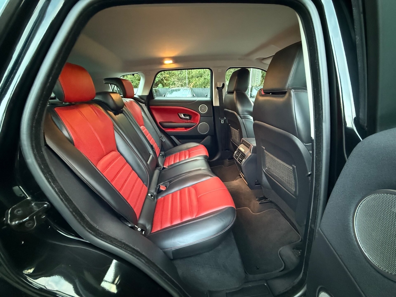 Used Land Rover Range Rover Evoque 2016 for sale - 76402048: Photo 11