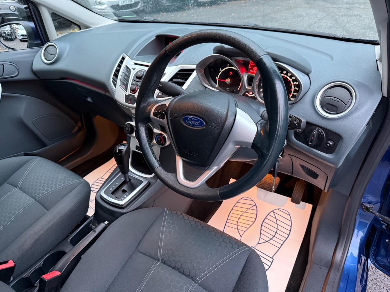 Used Ford Fiesta 2009 for sale - 76352365: Photo 14