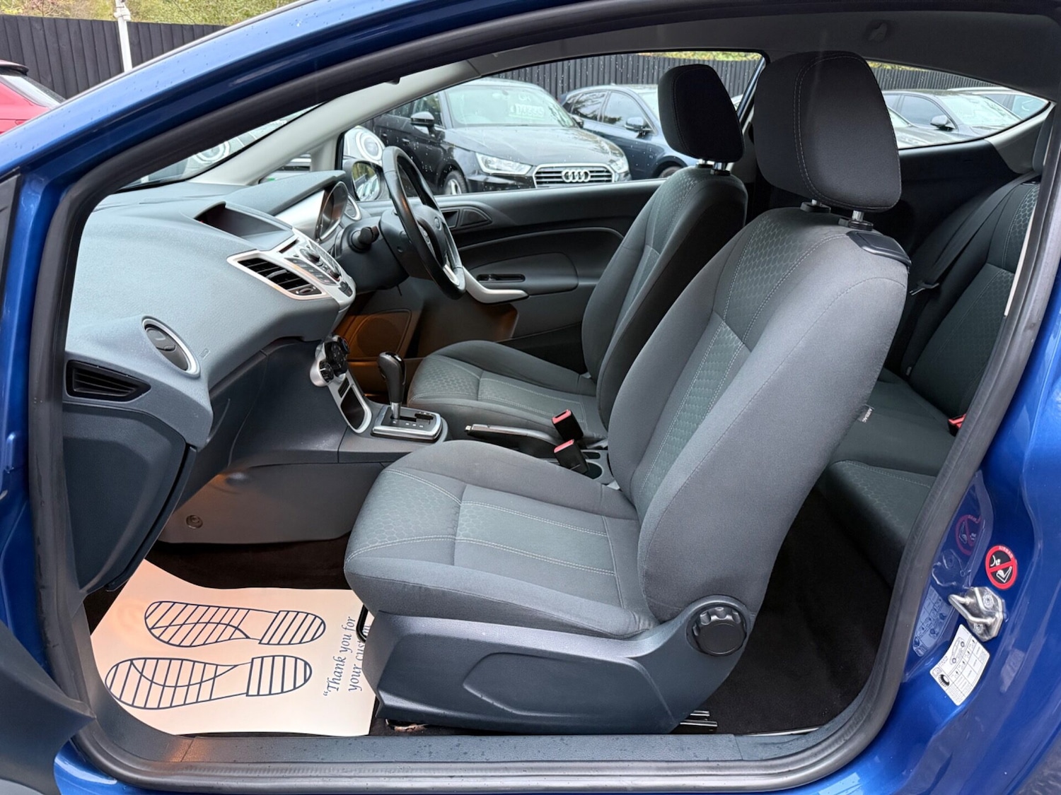 Used Ford Fiesta 2009 for sale - 76352365: Photo 24