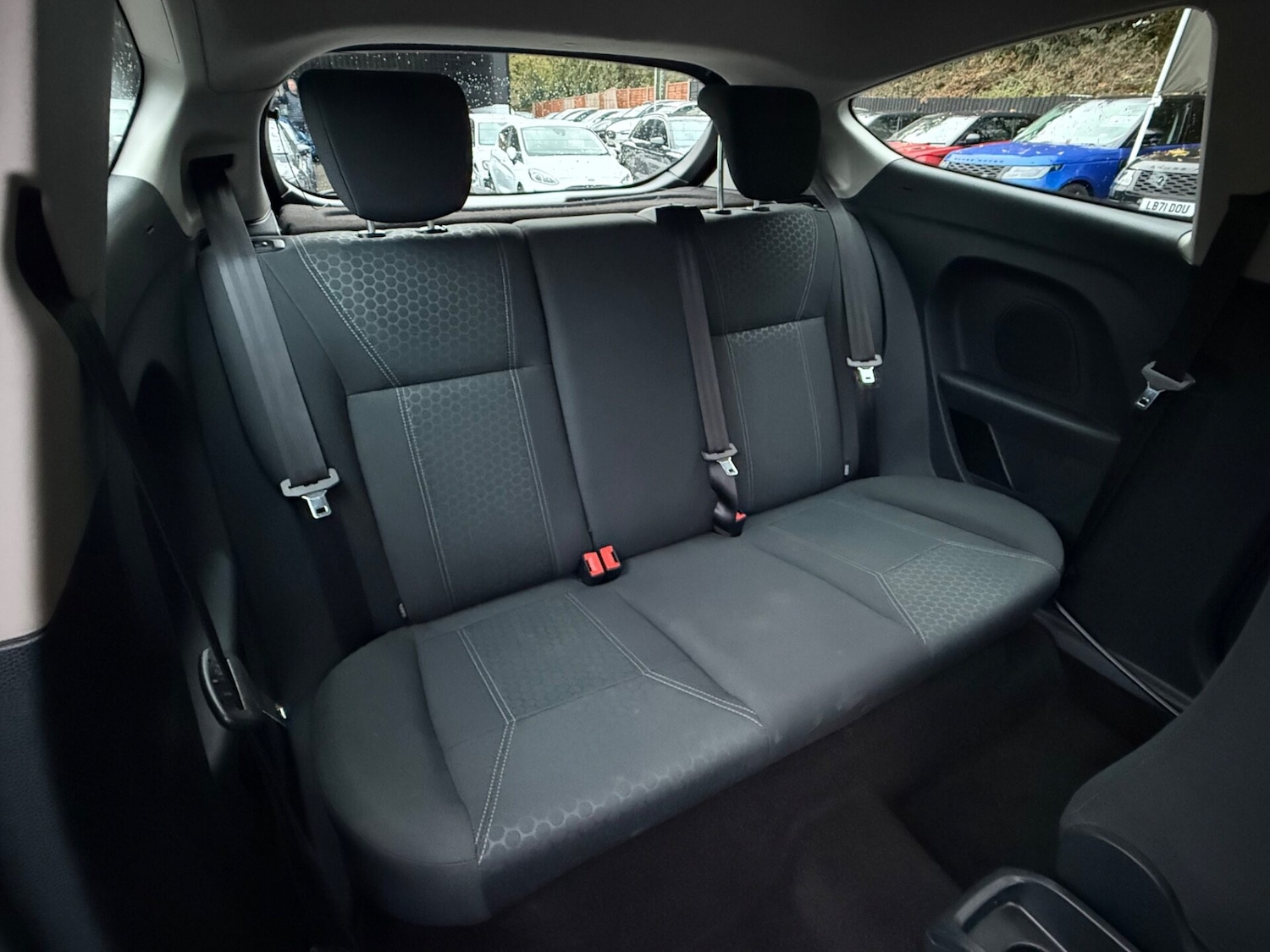 Used Ford Fiesta 2009 for sale - 76352365: Photo 26
