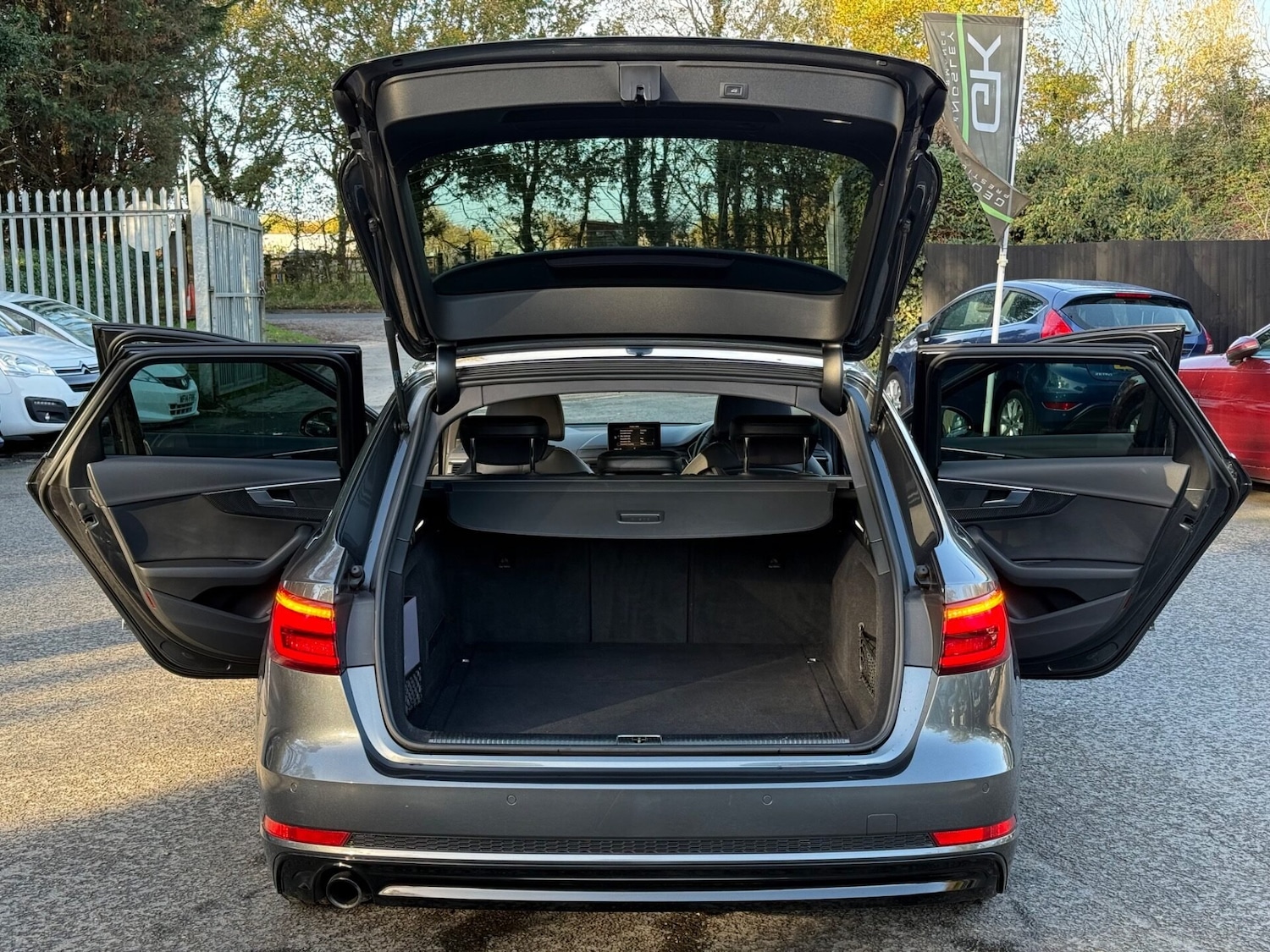 Used Audi A4 2017 for sale - 76611258: Photo 23