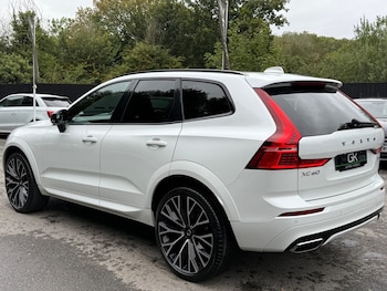 Used Volvo XC60 2019 for sale - 76129198: Photo 2