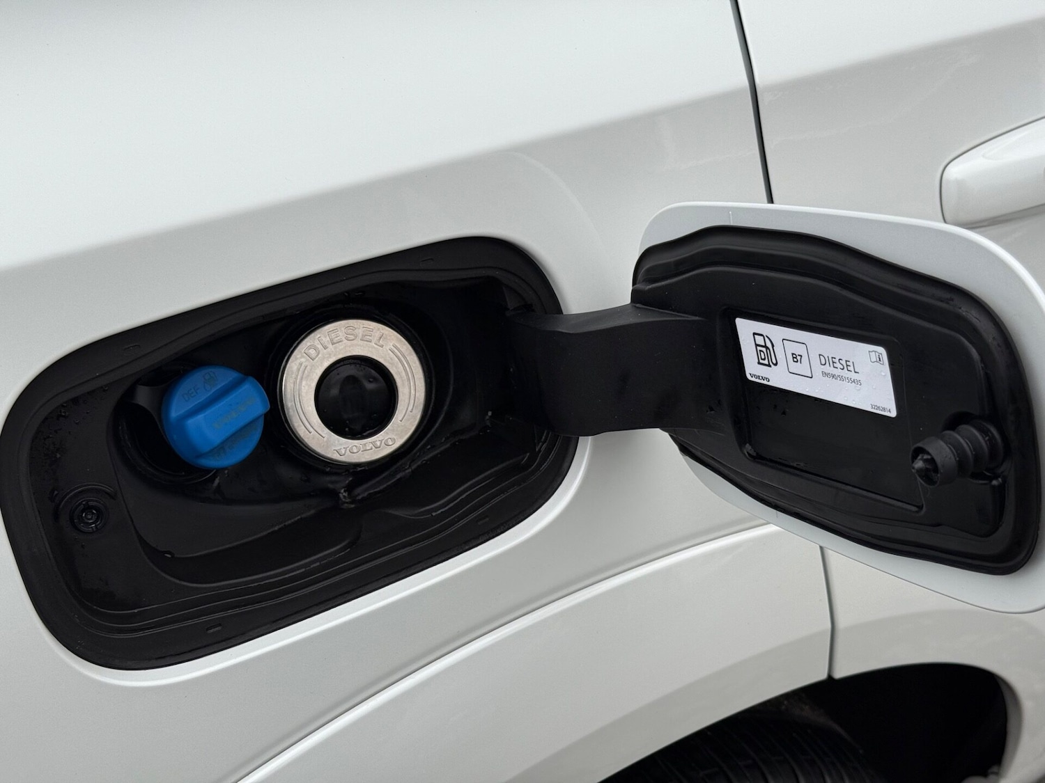 Used Volvo XC60 2019 for sale - 76129198: Photo 64