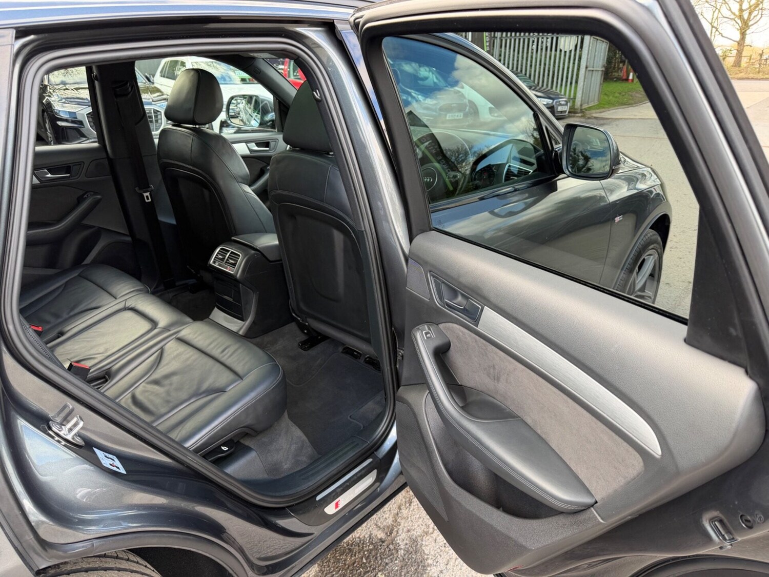 Used Audi Q5 2015 for sale - 77568481: Photo 31