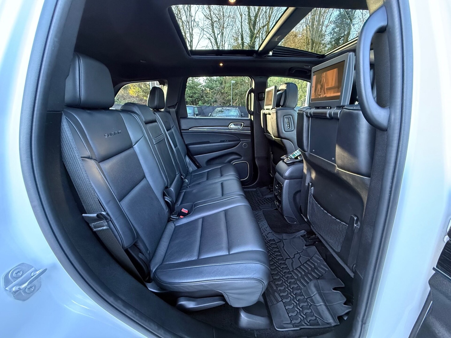 Used Jeep Grand Cherokee 2017 for sale - 76791370: Photo 19