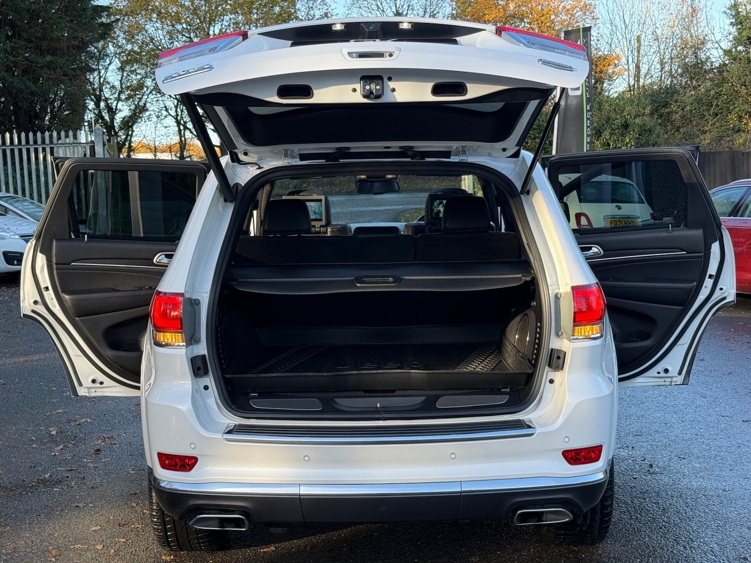 Used Jeep Grand Cherokee 2017 for sale - 76791370: Photo 21