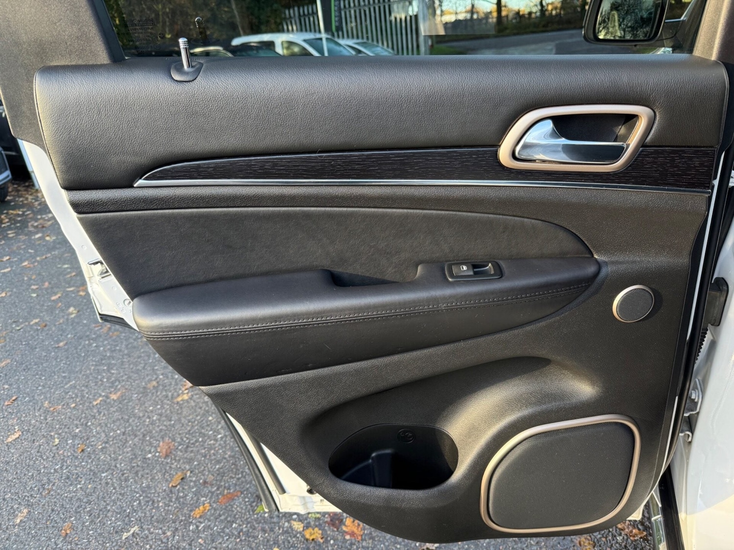 Used Jeep Grand Cherokee 2017 for sale - 76791370: Photo 35