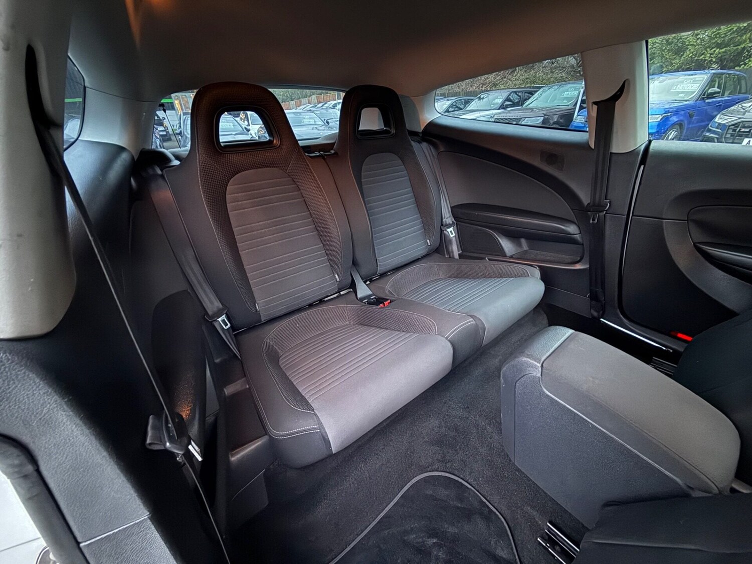 Used Volkswagen Scirocco 2010 for sale - 77844846: Photo 24