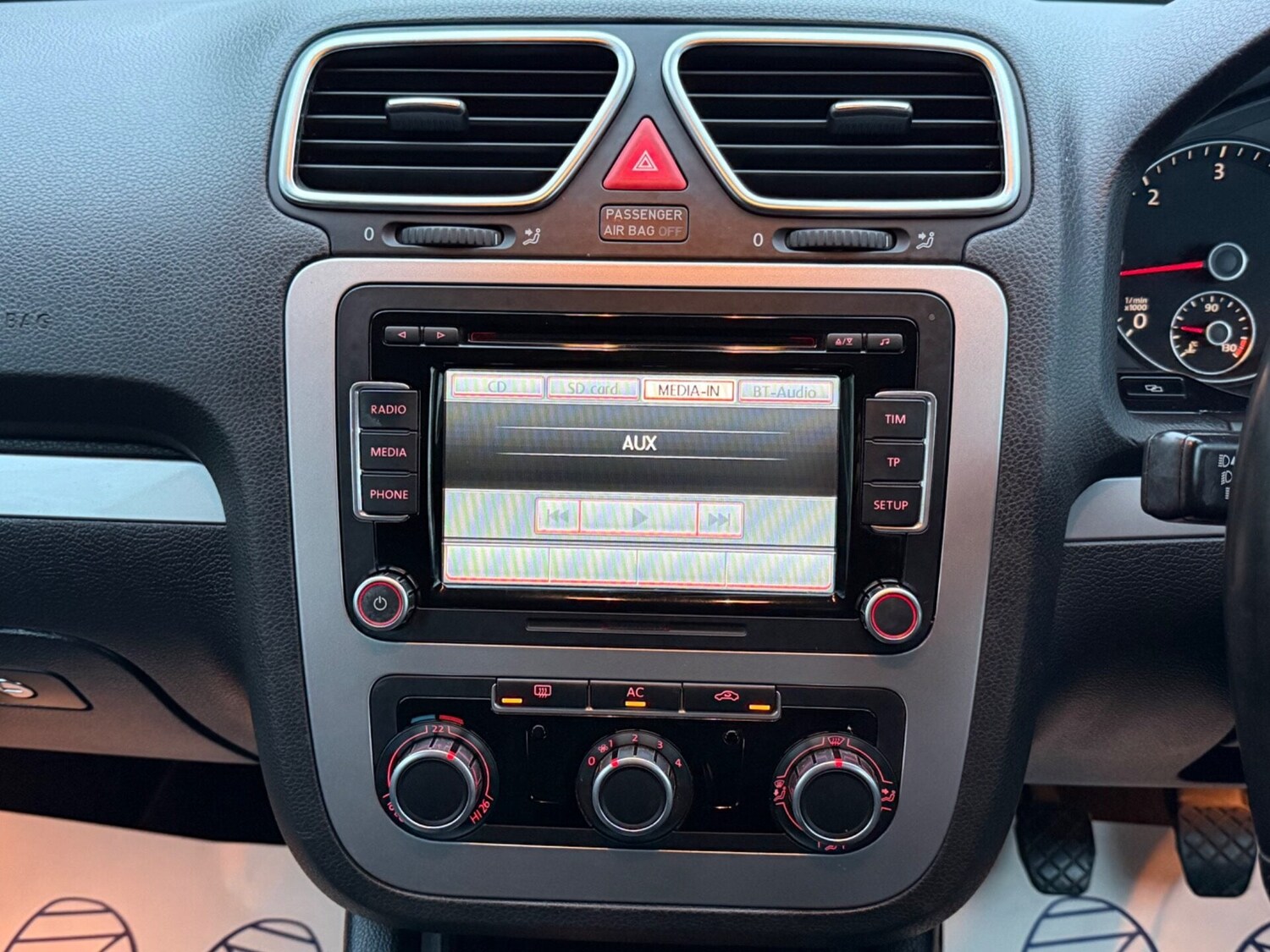 Used Volkswagen Scirocco 2010 for sale - 77844846: Photo 29