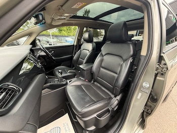 Used Kia Carens 2013 for sale - 78826111: Photo