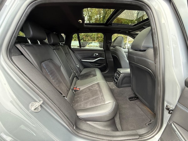 Used BMW 3 Series 2024 for sale - 76331173: Photo 19