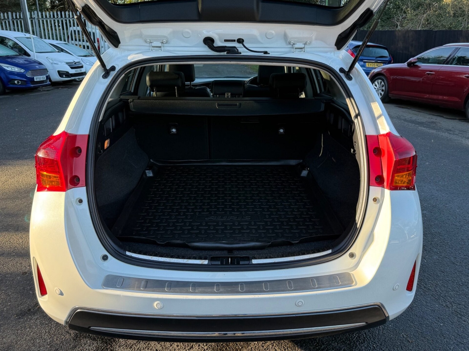 Used Toyota Auris 2014 for sale - 76662585: Photo 20