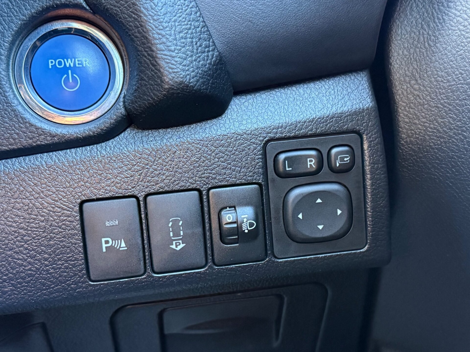 Used Toyota Auris 2014 for sale - 76662585: Photo 34