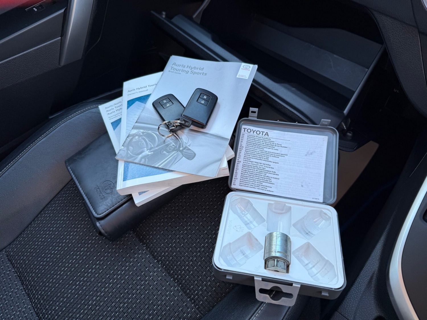 Used Toyota Auris 2014 for sale - 76662585: Photo 63