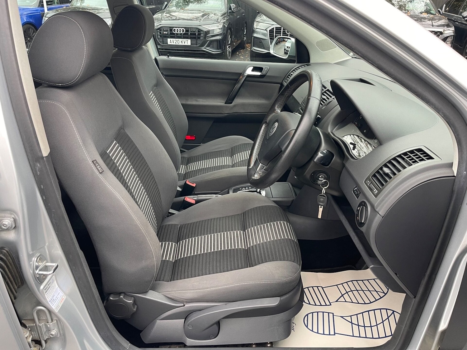 Used Volkswagen Polo 2008 for sale - 77138723: Photo 14